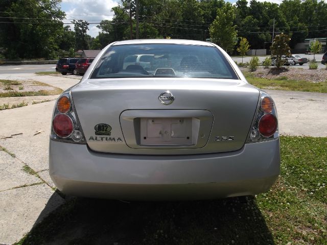 Nissan Altima 2003 photo 3