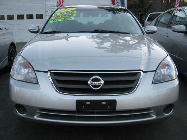 Nissan Altima 2003 photo 1