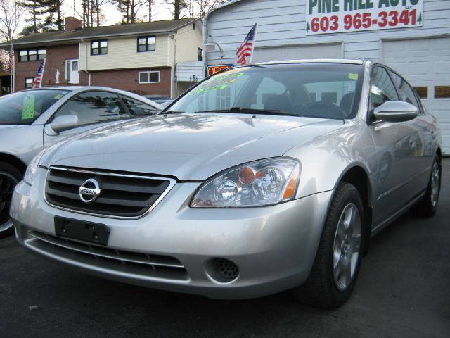 Nissan Altima 2003 photo 2