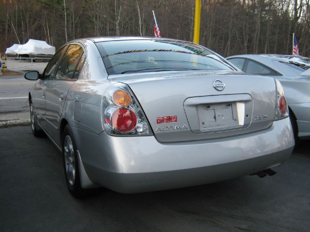 Nissan Altima 2003 photo 3