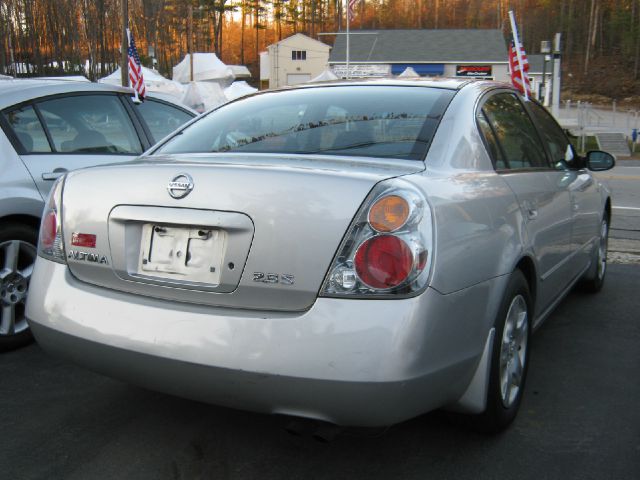 Nissan Altima 2003 photo 4