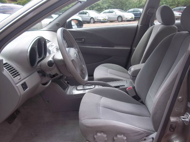 Nissan Altima 2003 photo 1