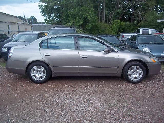 Nissan Altima 2003 photo 2