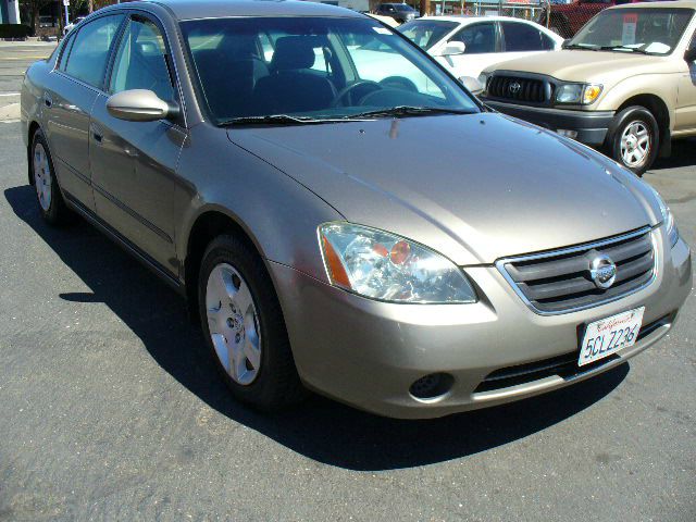 Nissan Altima 2003 photo 2