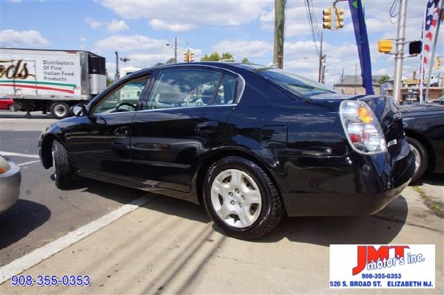 Nissan Altima 2004 photo 1