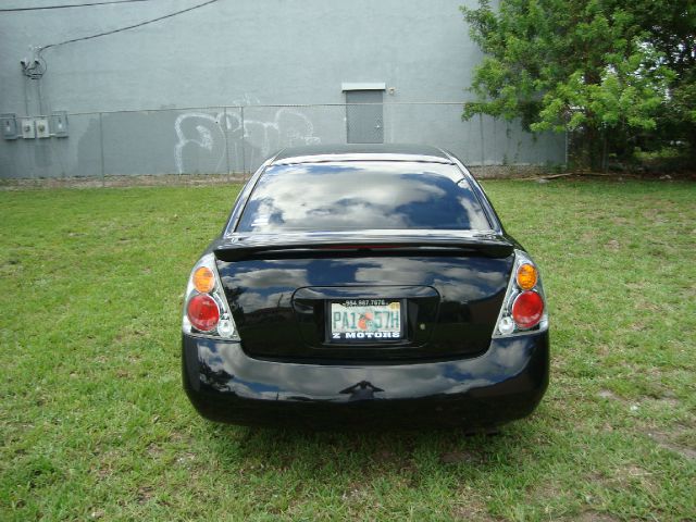 Nissan Altima 2004 photo 16