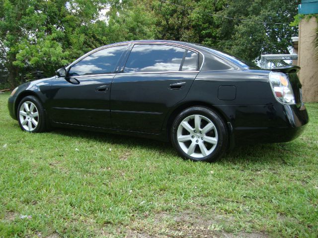 Nissan Altima 2004 photo 6