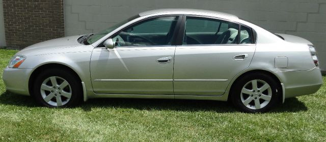 Nissan Altima 2004 photo 4