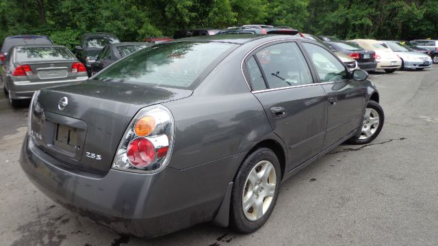 Nissan Altima 2004 photo 1