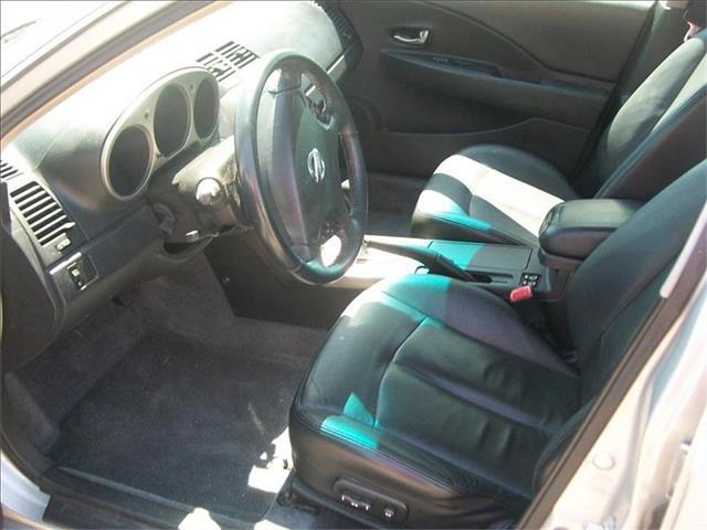 Nissan Altima 2004 photo 2