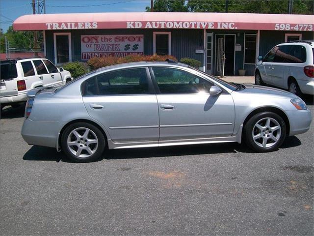 Nissan Altima 2004 photo 3