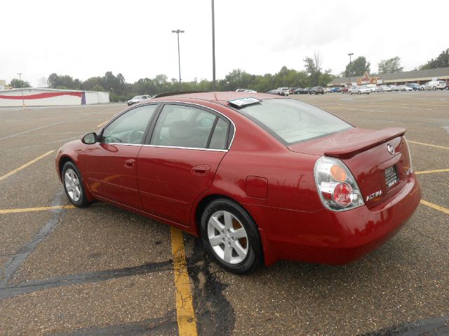 Nissan Altima 2004 photo 4