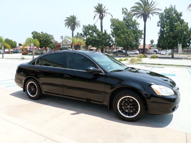 Nissan Altima 2004 photo 4