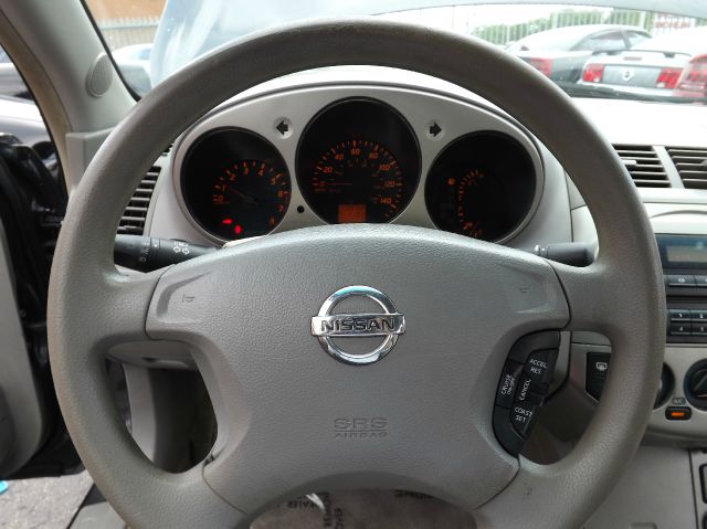 Nissan Altima 2004 photo 10