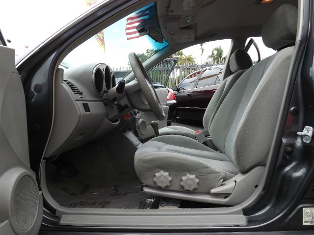 Nissan Altima 2004 photo 15