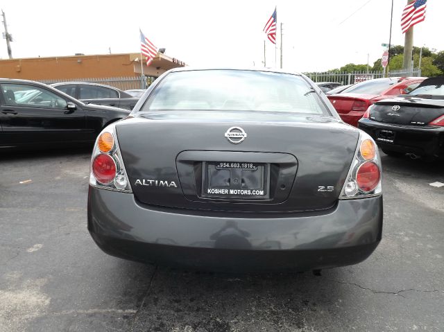 Nissan Altima 2004 photo 42