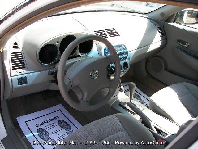 Nissan Altima 2004 photo 4