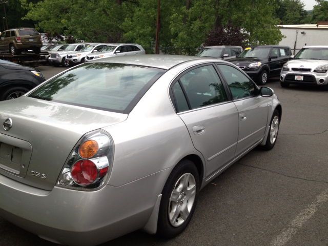 Nissan Altima 2004 photo 3