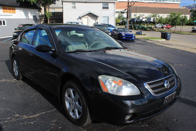 Nissan Altima 2004 photo 2