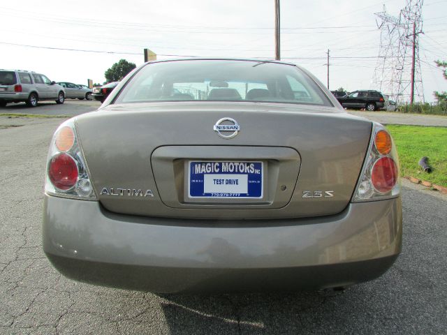 Nissan Altima 2004 photo 3