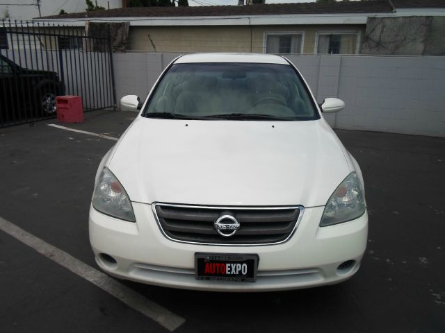 Nissan Altima GS-R Sedan