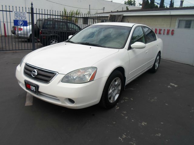 Nissan Altima 2004 photo 2