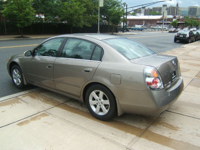 Nissan Altima 2004 photo 4