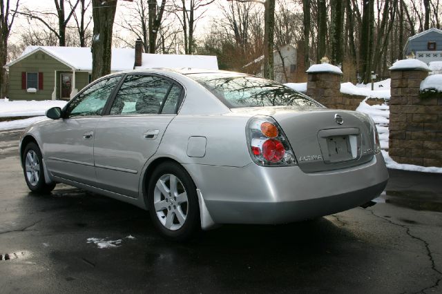 Nissan Altima 2004 photo 3