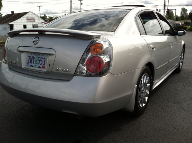 Nissan Altima 2004 photo 5