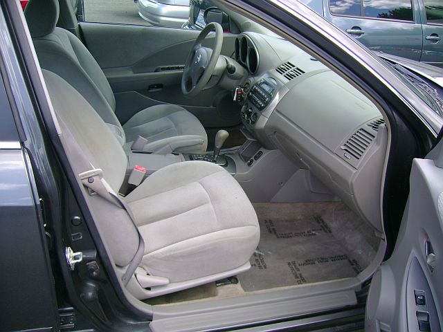 Nissan Altima 2004 photo 1