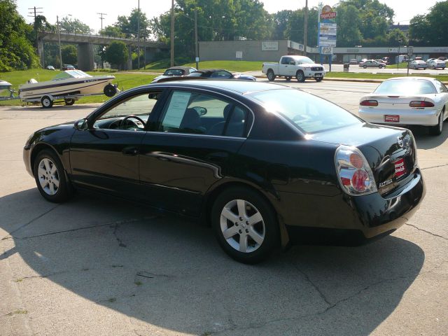 Nissan Altima 2004 photo 1