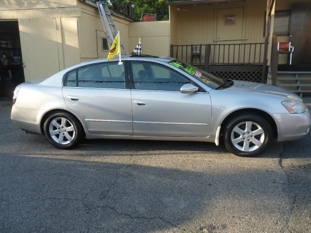 Nissan Altima 2004 photo 14