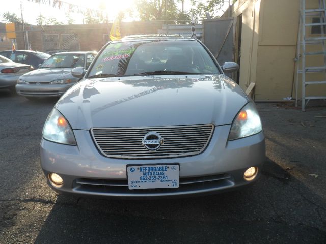 Nissan Altima 2004 photo 17