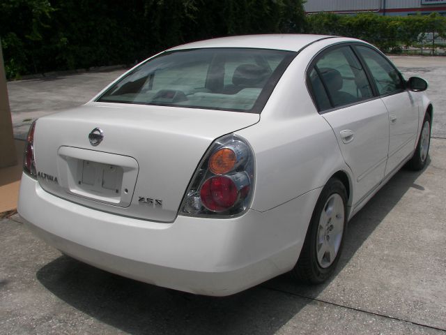 Nissan Altima 2004 photo 4