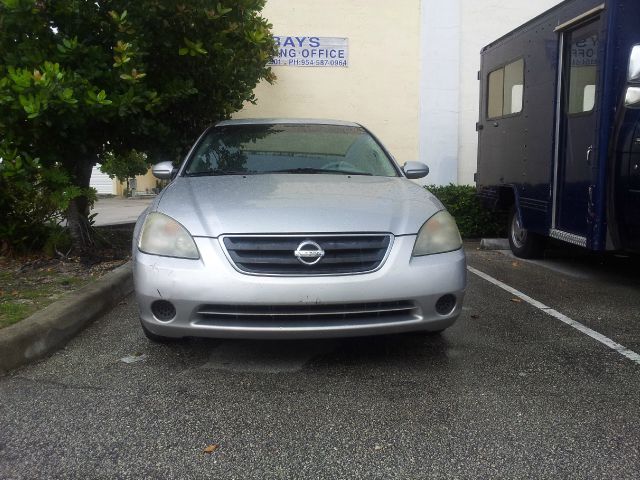 Nissan Altima 2004 photo 2