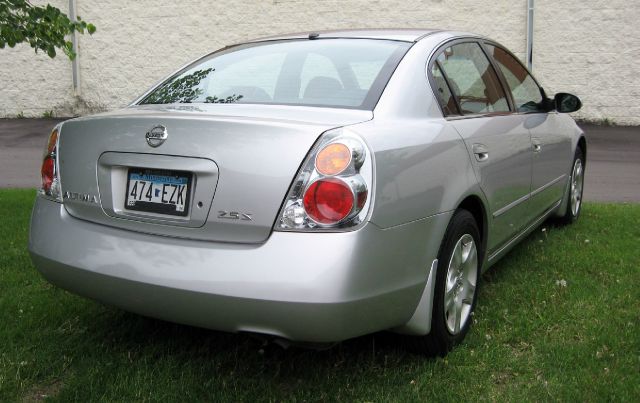 Nissan Altima 2004 photo 5