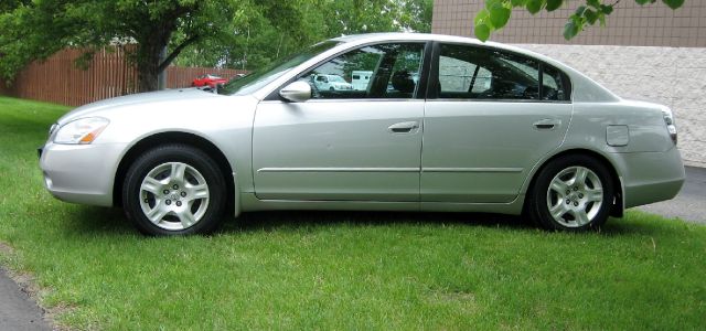 Nissan Altima 2004 photo 8