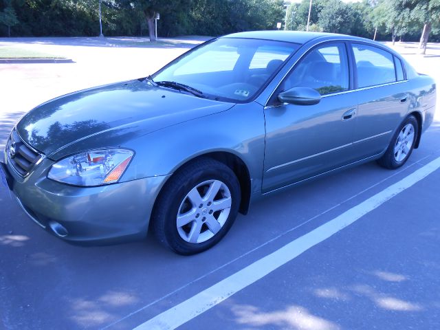 Nissan Altima 2004 photo 1