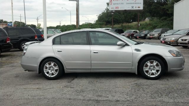 Nissan Altima 2005 photo 4