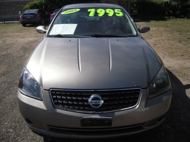 Nissan Altima 2005 photo 3