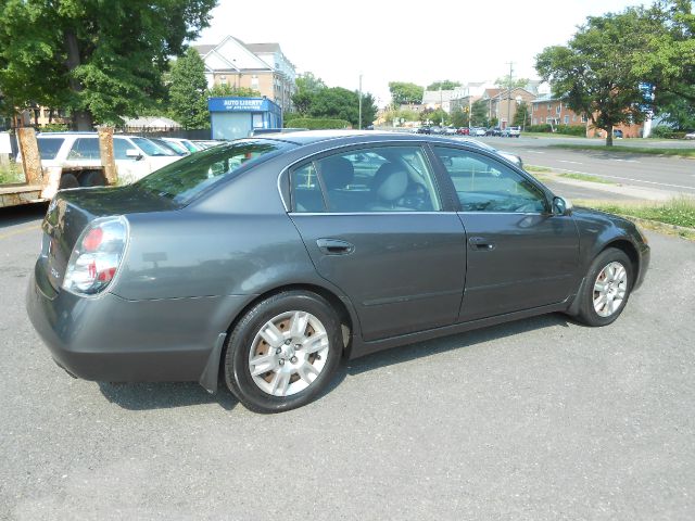 Nissan Altima 2005 photo 1