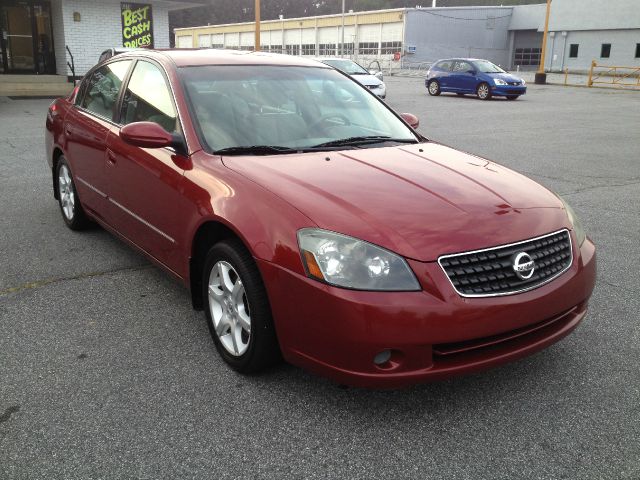 Nissan Altima 2005 photo 1