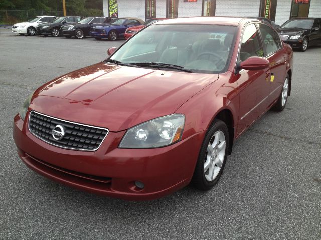 Nissan Altima 2005 photo 2