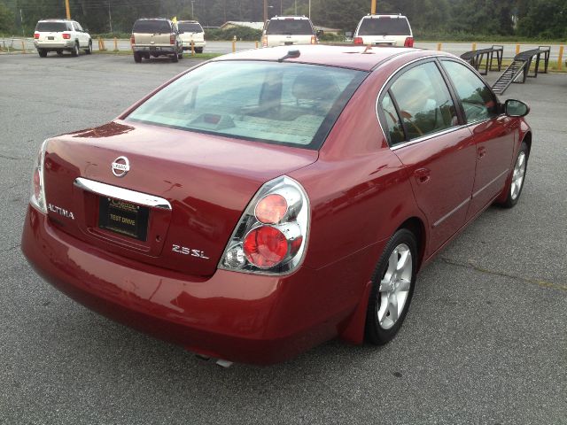 Nissan Altima 2005 photo 3