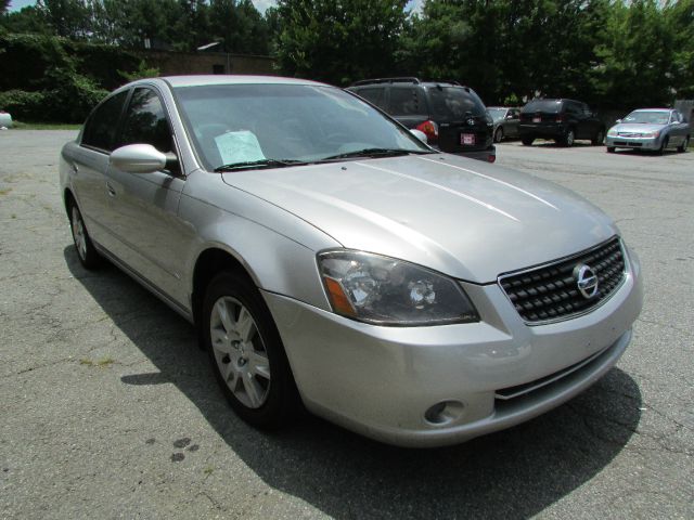 Nissan Altima 2005 photo 3