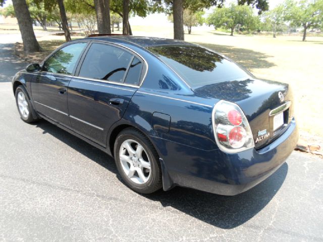 Nissan Altima 2005 photo 3