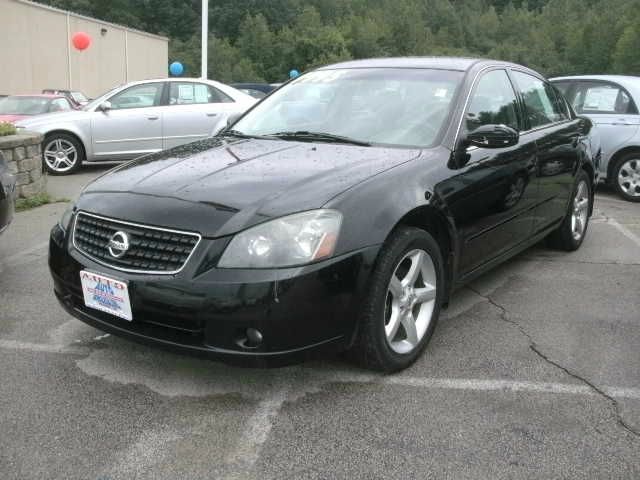 Nissan Altima 2005 photo 2