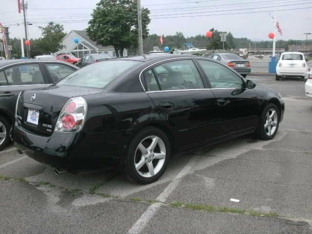 Nissan Altima 2005 photo 4