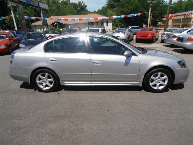 Nissan Altima 2005 photo 1