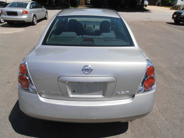 Nissan Altima 2005 photo 4